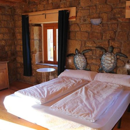 Affittacamere La Casa De La Petra Quintanar de la Sierra Esterno foto